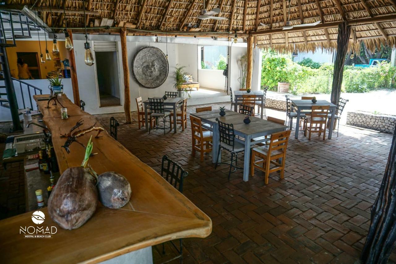 Отель Nomad Beach House Пуэрто-Эскондидо Экстерьер фото