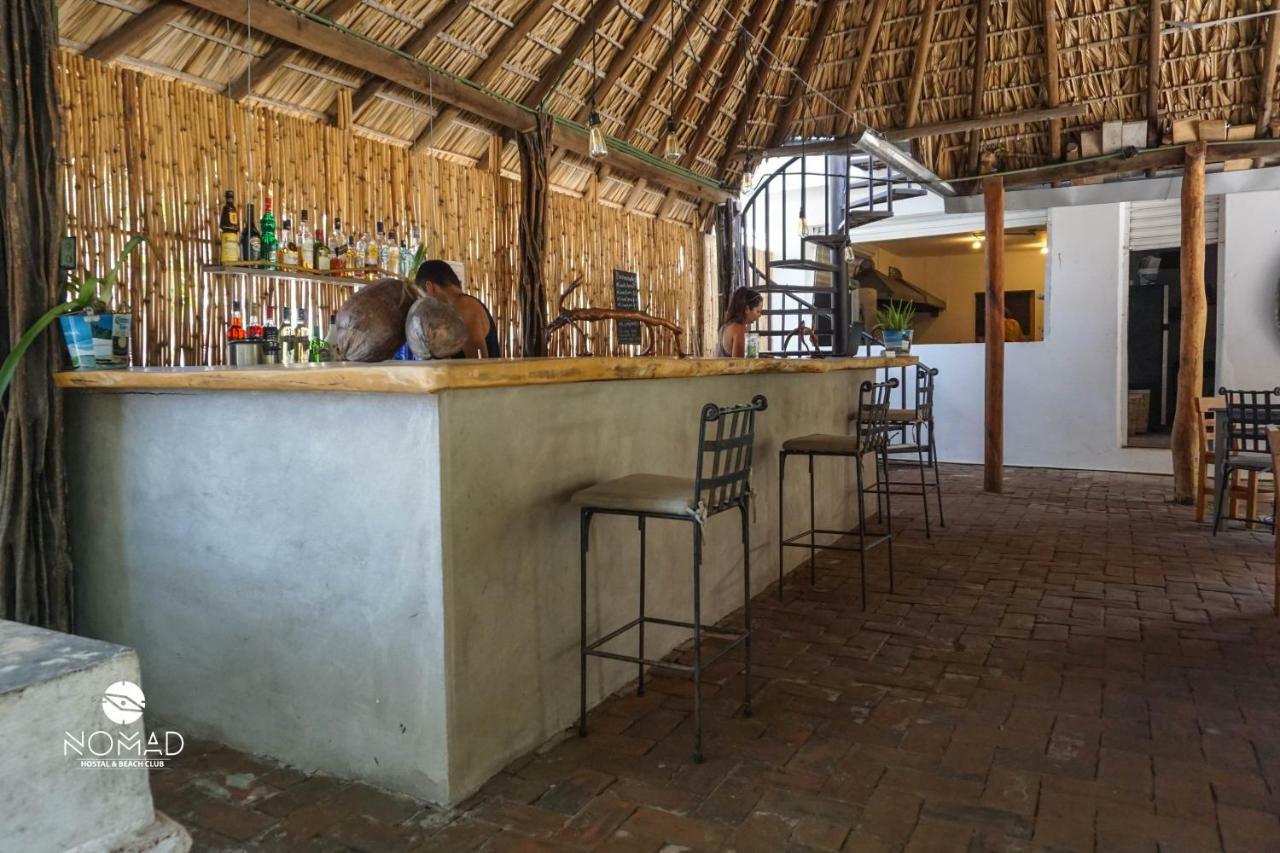 Отель Nomad Beach House Пуэрто-Эскондидо Экстерьер фото