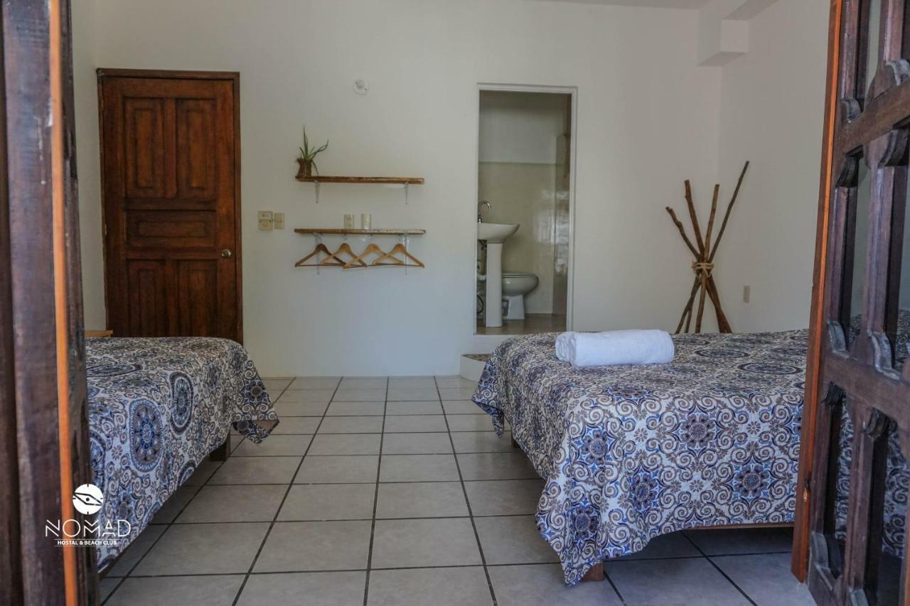 Отель Nomad Beach House Пуэрто-Эскондидо Экстерьер фото