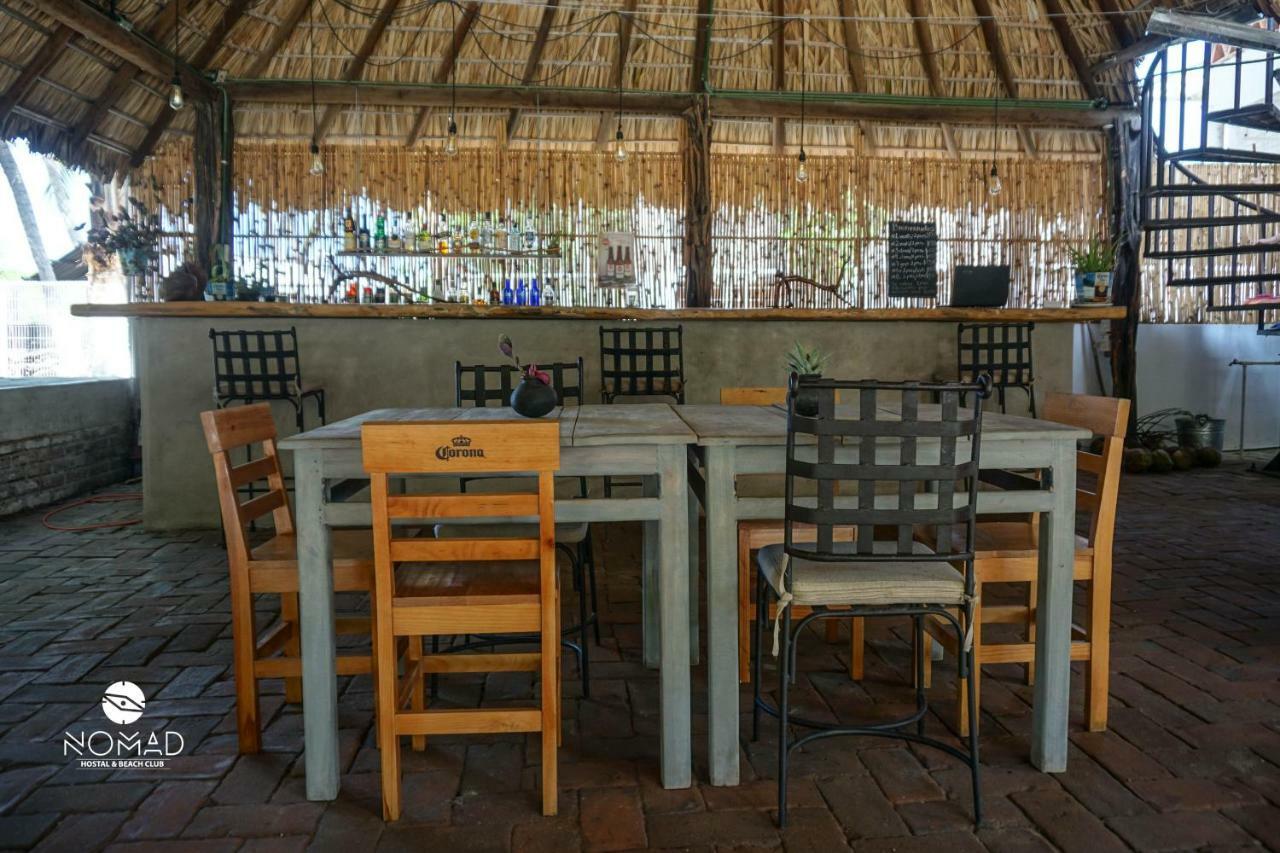 Отель Nomad Beach House Пуэрто-Эскондидо Экстерьер фото