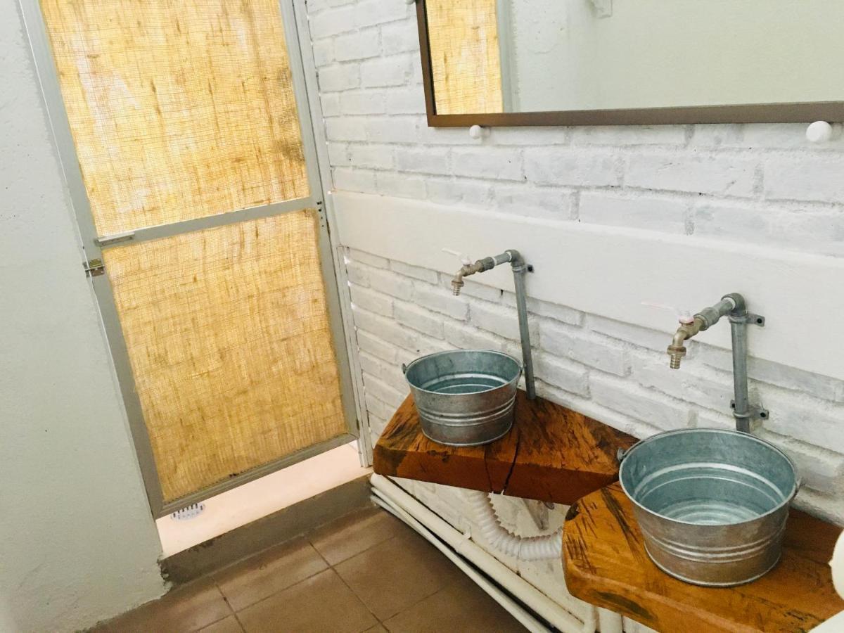 Отель Nomad Beach House Пуэрто-Эскондидо Экстерьер фото