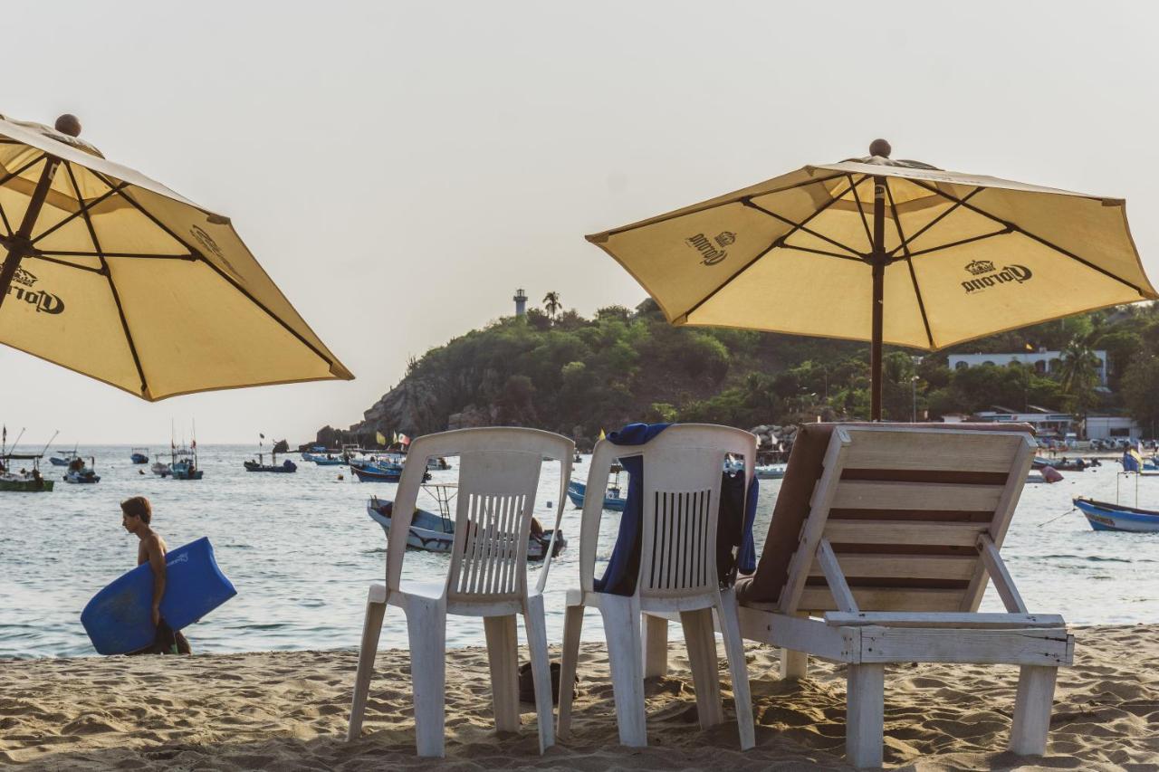 Отель Nomad Beach House Пуэрто-Эскондидо Экстерьер фото